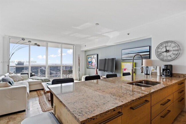 Photo - 1830 S Ocean Dr Unidad 5005