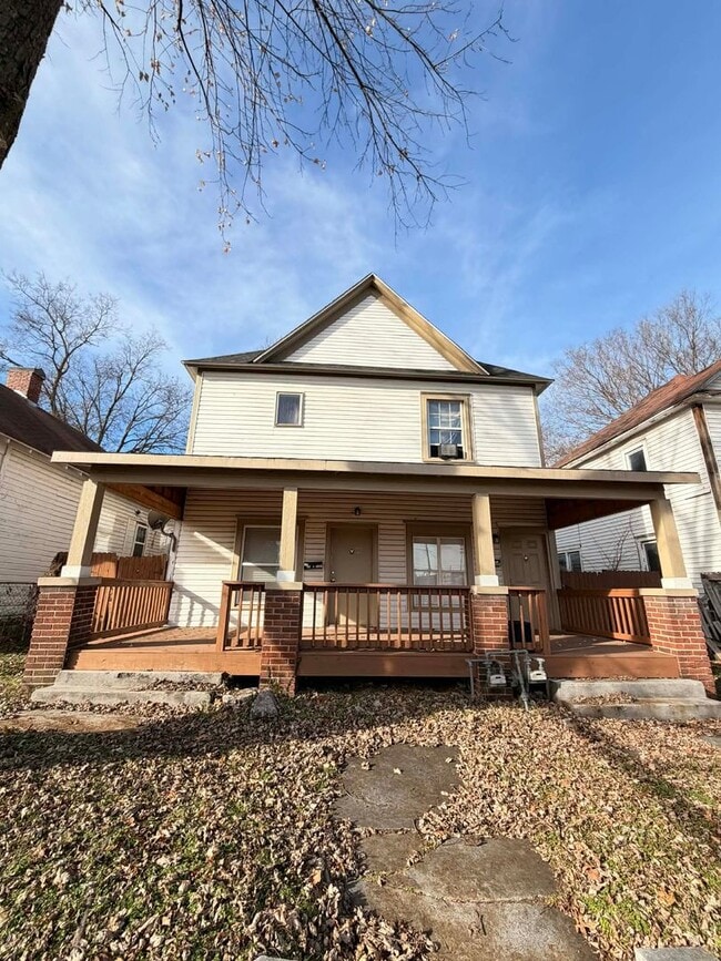 Building Photo - 210&210 1/2 S Pearl Unit 210 S Pearl