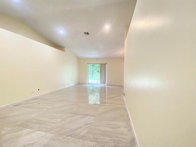 Photo - 5314 Blueberry Hill Ave