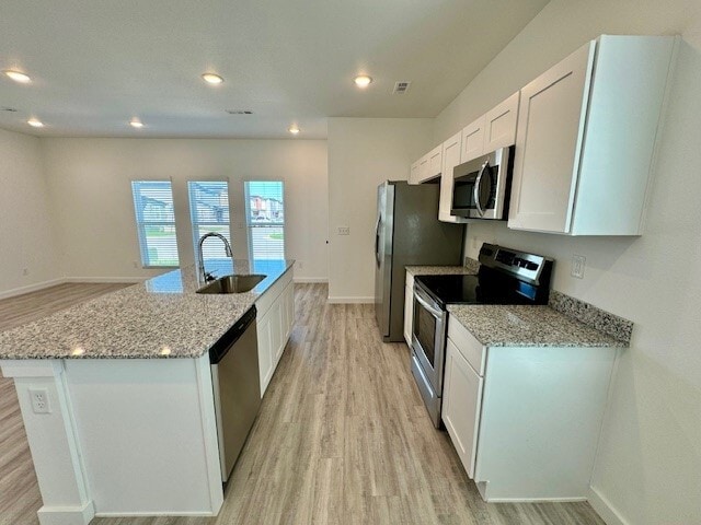 Photo - 661 St Charles Pl