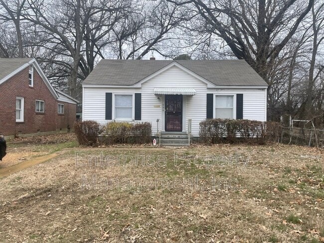 Photo - 599 Houston St