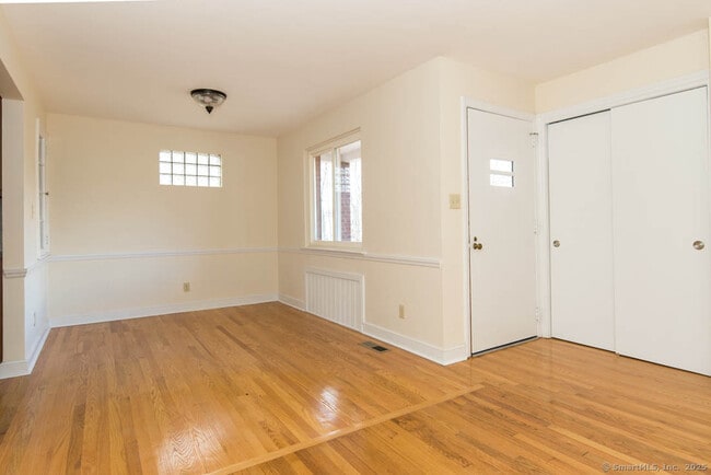 Photo - 68 Parsonage St