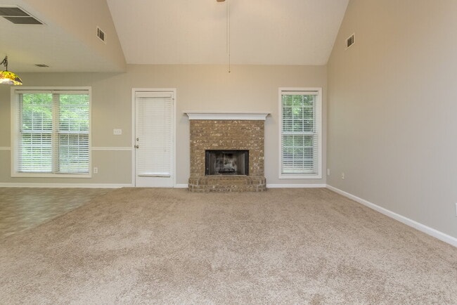 Photo - 761 Simon Park Cir