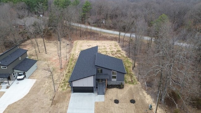 4 Romine Pl
