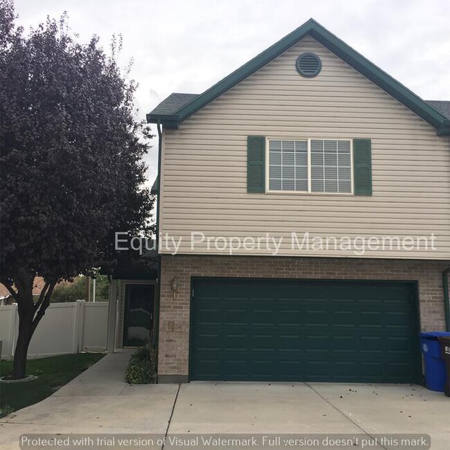 Building Photo - 3 Bedroom home in Midvale