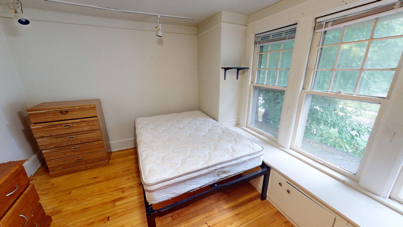 Photo - 1145 S Forest Ave