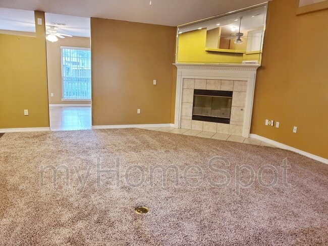 Photo - 4219 Spindlewick Dr
