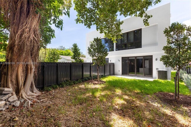 921 NW 55th St