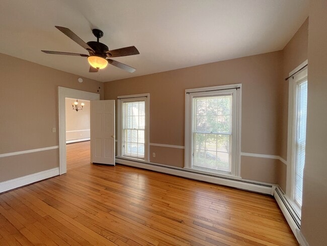 Primary Bedroom - 609 W Water St Unit 2