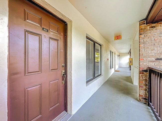 Photo - 1515 Huntington Ln