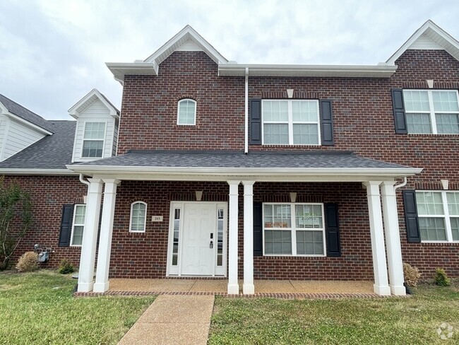 Building Photo - White House townhome- lawn care included, ...