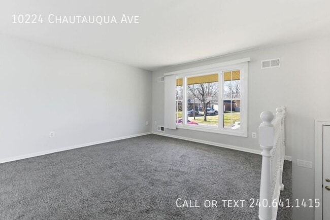 Photo - 10224 Chautauqua Ave