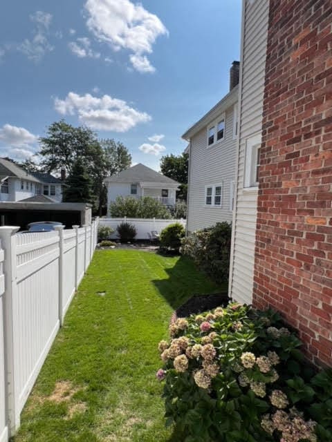 Building Photo - 508 School St Unit NA