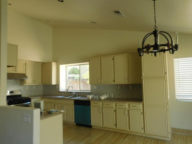 Photo - 1258 La Paz Ct