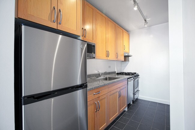 Photo - 360 West 43rd Street