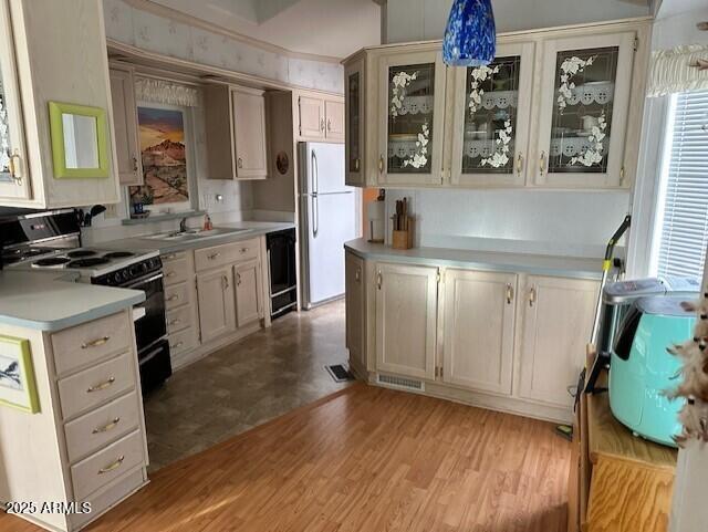 Photo - 1444 South Zuni Dr