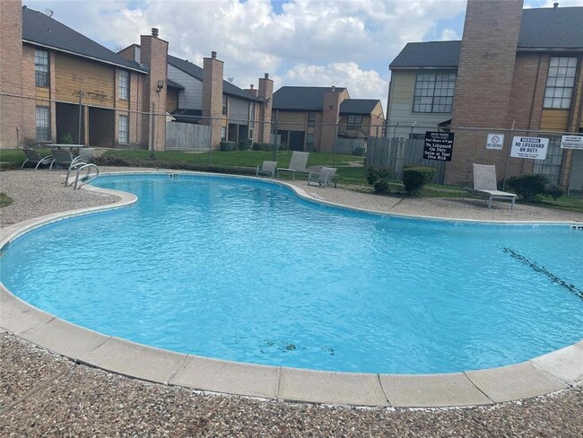 Photo - 9090 S Braeswood Blvd Condo Unit 26