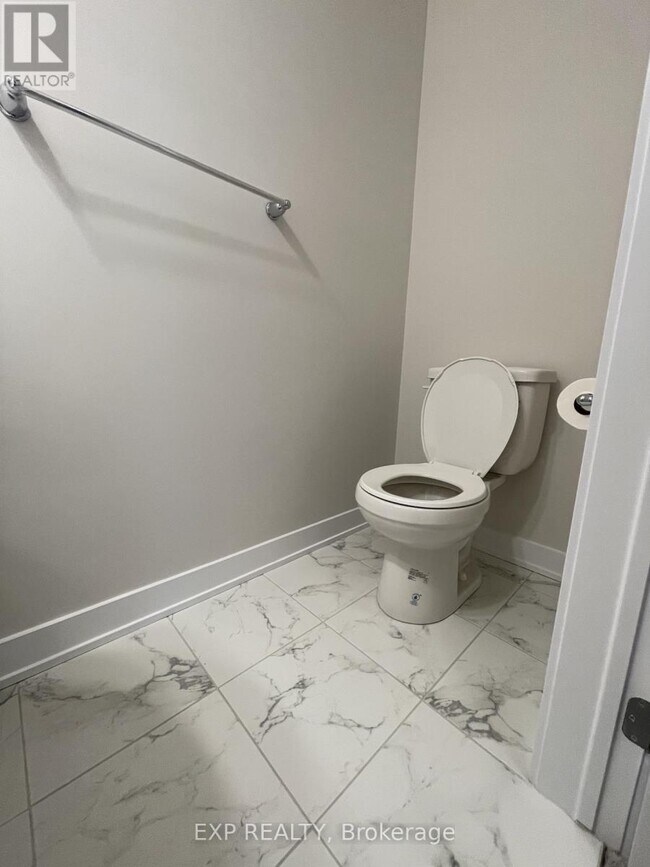 Photo - 633 Corporal Private