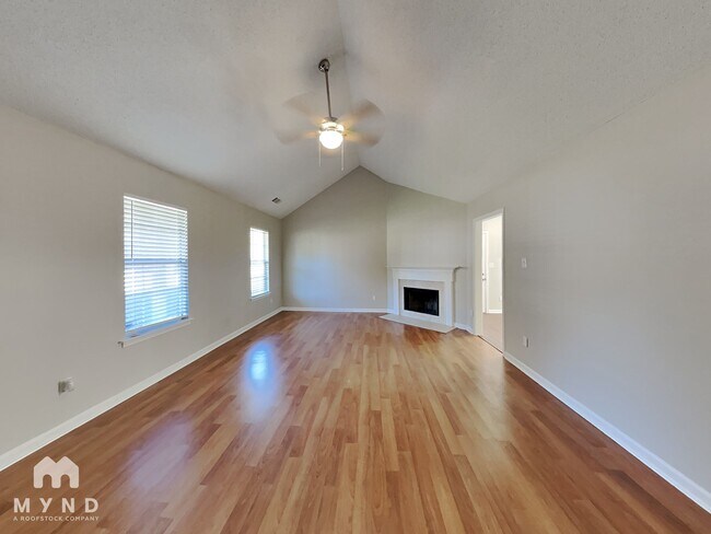 Photo - 6717 Elmore Woods Ln