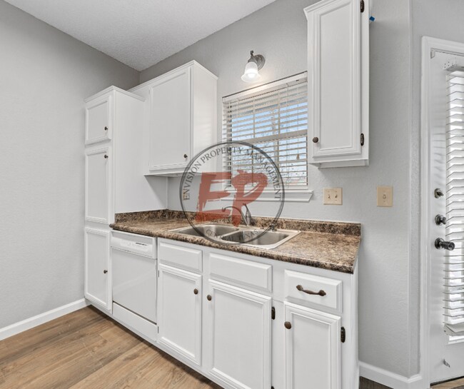 Photo - 1311 Speight Ave