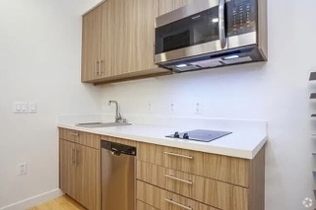 Photo - 2711 Shattuck Ave.