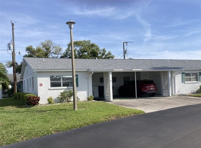 Building Photo - 6110 Coral Way