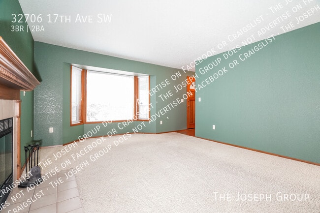 Photo - 32706 17th Ave SW
