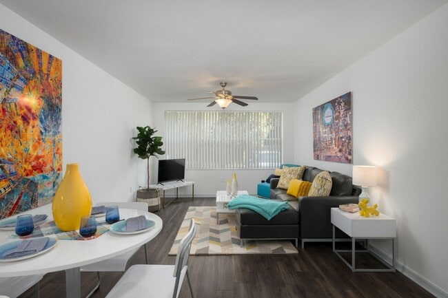 Photo - The Landings