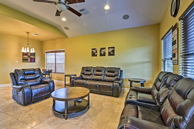 Photo - 2735 Broadway St Unit SI ID1546437P