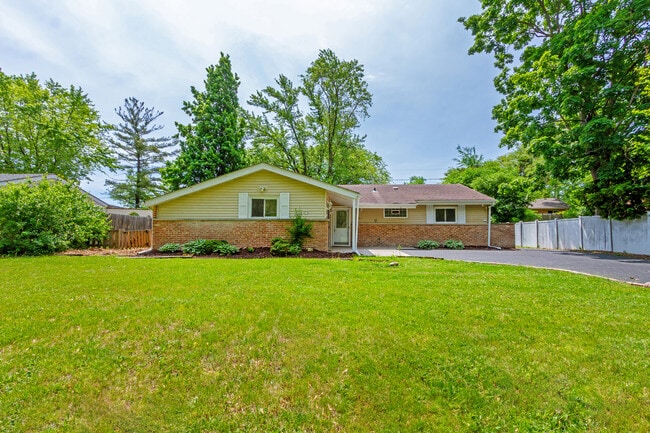 Photo - 109 Avondale Ct House