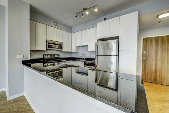 Photo - 435 W Erie St Unit 1105