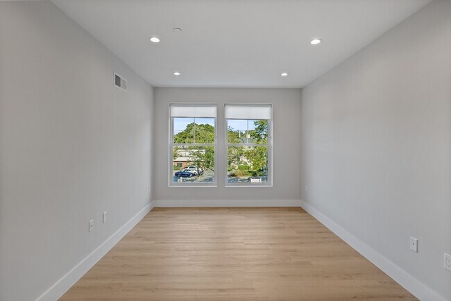 Photo - 186 Bedford St Unit 204