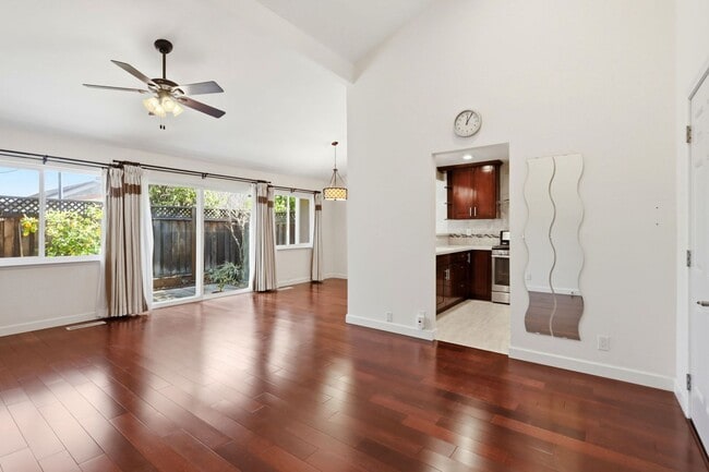 Photo - Condo, updated kitchen, garage