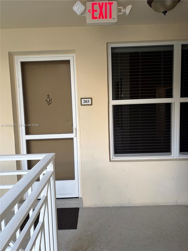 Building Photo - 255 Sunrise Dr Unit 203