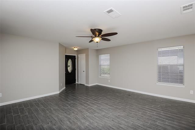 Photo - 8820 Valley River Dr
