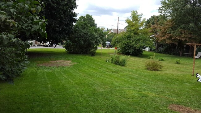 Back Yard - 86 W Union St Unit 86