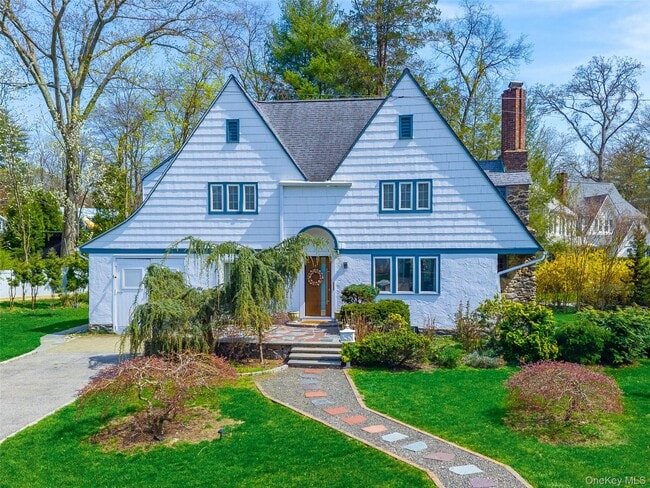 Building Photo - 166 Valley Stream Rd E