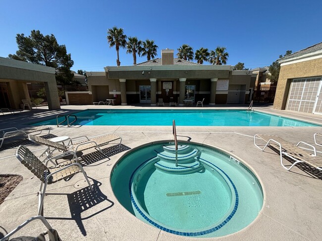 Photo - Darling Southwest one bedroom condo locate... Unidad 1132