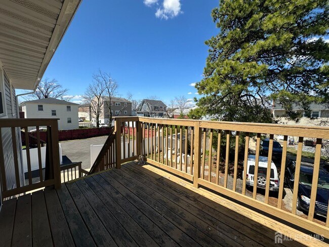 Photo - 69 Maple Ave