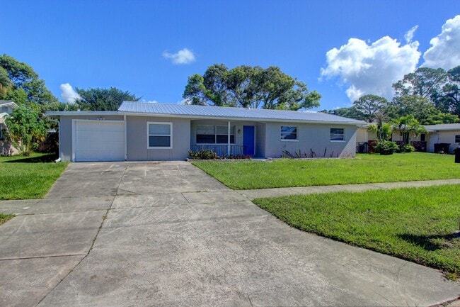 Building Photo - 3210 Westwood Dr Rental