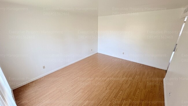 Photo - 2425 Westholme Blvd Unit B