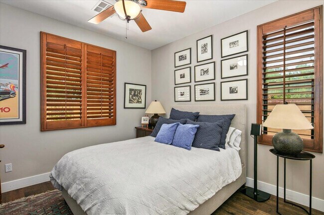 Photo - 20704 N 90th Pl Unidad 1004