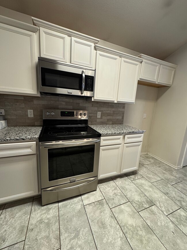 Photo - 804 Elgin St