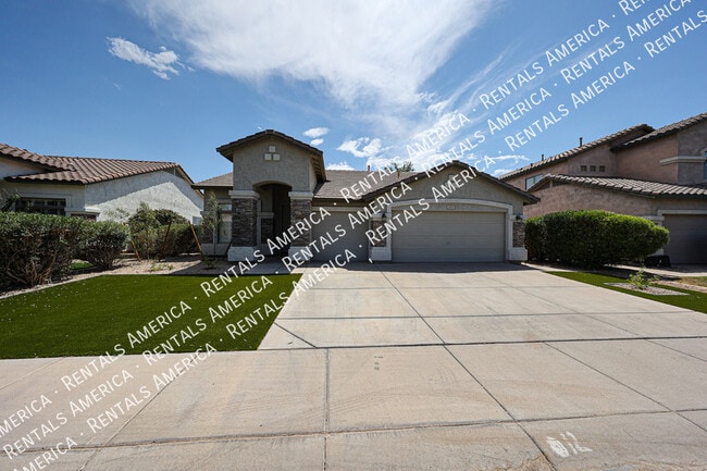 Photo - 2211 W Olive Way