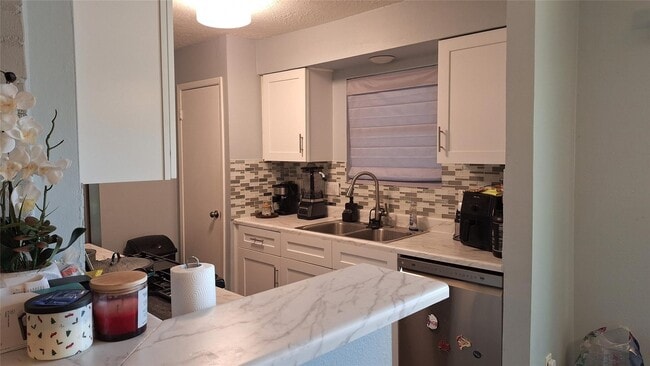 Photo - 19959 Salt River Ct