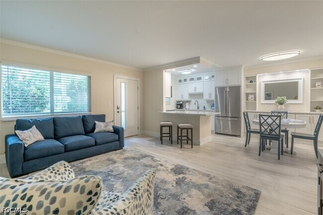 Photo - 1100 Gulf Shore Blvd N Unit 110