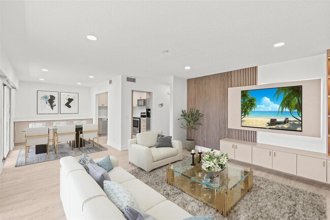 Photo - 204 Mansfield F Unit 204