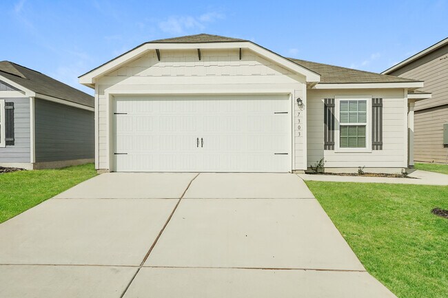 Photo - 7303 Aaron Jordan Dr House