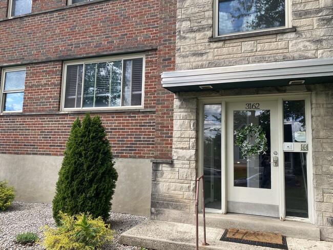 Photo - 3162 Troy Ave Apartments Unit 2