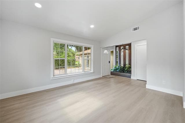 Photo - 8034 Greenhollow Ln